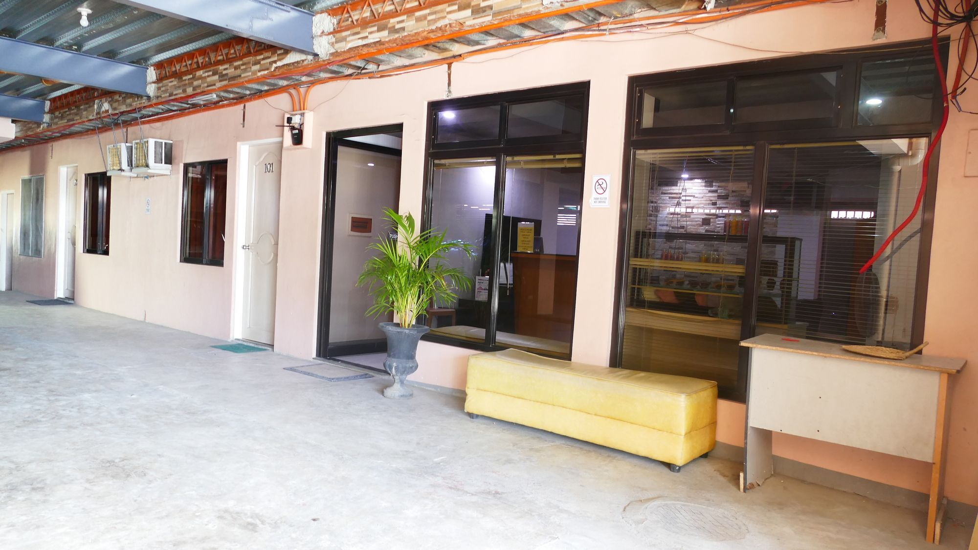 Countess Pension House Liloan Luaran gambar